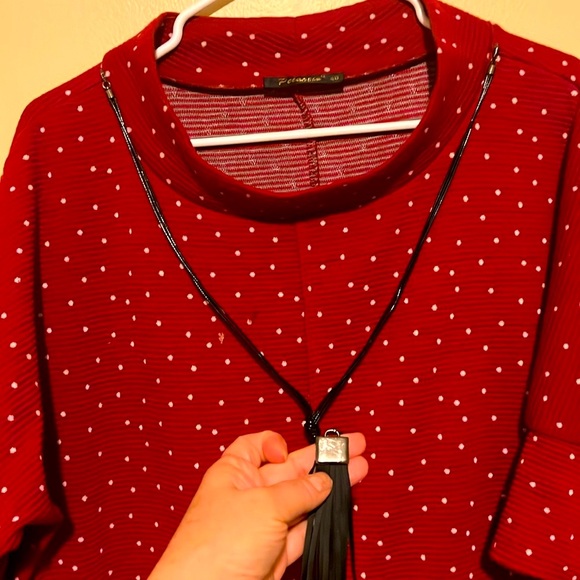 M Polka Dot Red top with Black Built in Necklace 2Front Pockets Two-Third Sleeve - Picture 6 of 12